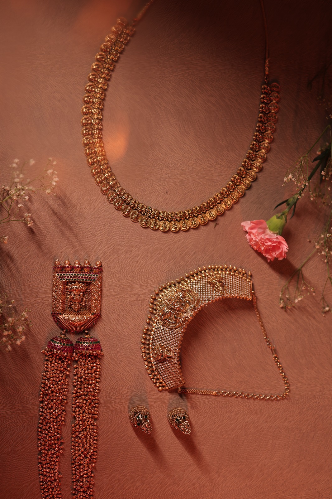 Dress & Jewellery 06