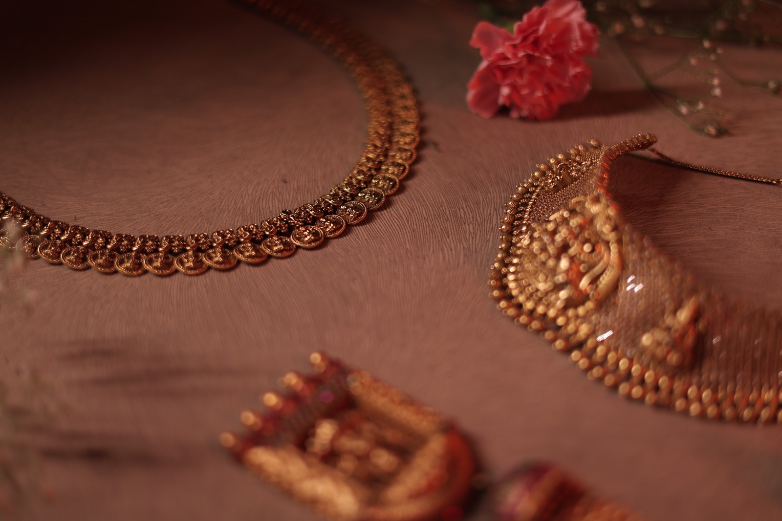 Dress & Jewellery 07